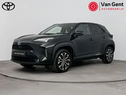 Zwart Gebruikt 2022 Toyota Yaris Cross SUV | € 27.999 (Eerlijke prijs)