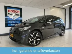 Grijs, metallic lak Gebruikt 2020 VW ID.3 Pro Hatchback | € 19.750 (Eerlijke prijs)