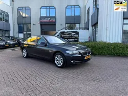 Grijs Gebruikt 2011 BMW 520 Executive Sedan | € 11.995 (Eerlijke prijs)