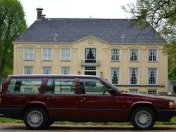 Rood, metallic lak Gebruikt 1995 Volvo 940 Stationwagen | € 23.950