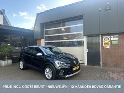 Zwart, metallic lak Gebruikt 2022 Renault Captur Zen SUV | € 18.950 (Eerlijke prijs)