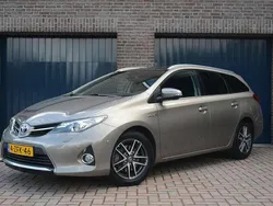 Bruin Gebruikt 2014 Toyota Auris Touring Sports Stationwagen | € 10.950 (Super prijs)