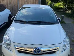 Gebruikt 2011 Toyota Auris Hybrid Life Sedan | € 10.500 (Duur)