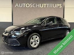 Zwart Gebruikt 2023 VW Golf VIII Hatchback | € 23.949 (Goede deal)