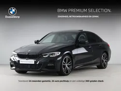 Zwart Gebruikt 2022 BMW 318 Executive Sedan | € 34.900 (Eerlijke prijs)