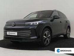 Zwart Gebruikt 2024 VW Tiguan Elegance SUV | € 46.895 (Eerlijke prijs)