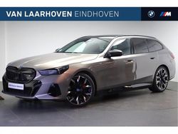 Oxidgrau (grijs metallic) Gebruikt 2025 BMW i5 Comfort Edition Stationwagen | € 88.950
