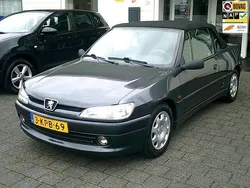 Grijs Gebruikt 1998 Peugeot 306 Cabriolet | € 4.950