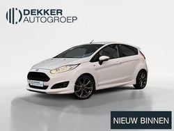 Wit Gebruikt 2016 Ford Fiesta ST-Line Hatchback | € 11.445 (Duur)
