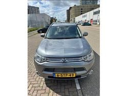 Grijs Gebruikt 2013 Mitsubishi Outlander Instyle SUV | € 7.000 (Duur)