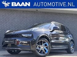 Zwart, metallic lak Gebruikt 2023 Lynk & Co 01 SUV | € 29.900 (Eerlijke prijs)