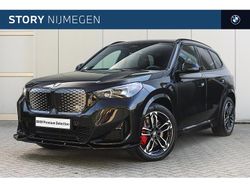 Zwart Gebruikt 2025 BMW iX1 M Sport SUV | € 60.419