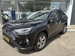 Zwart Gebruikt 2020 Toyota RAV4 Hybrid Executive SUV | € 31.950 (Goede deal)