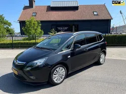Zwart Gebruikt 2014 Opel Zafira Tourer Design Edition MPV | € 5.900