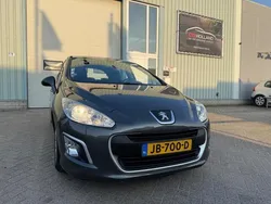Grijs Gebruikt 2012 Peugeot 308 Access Hatchback | € 3.750 (Eerlijke prijs)