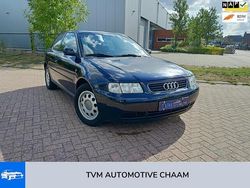 Blauw, metallic lak Gebruikt 1999 Audi A3 Attraction Hatchback | € 1.490 (Eerlijke prijs)