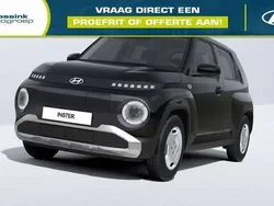 Zwart, metallic lak Nieuw 2025 Hyundai Inster Hatchback | € 24.966 (Eerlijke prijs)