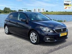Blauw Gebruikt 2017 Peugeot 308 Hatchback | € 7.344 (Goede deal)