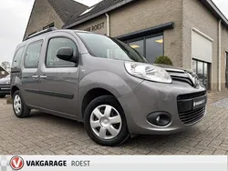 Grijs, metallic lak Gebruikt 2014 Renault Kangoo LIMITED MPV | € 8.900 (Eerlijke prijs)
