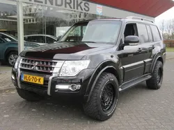 Zwart Gebruikt 2016 Mitsubishi Pajero SUV | € 23.900