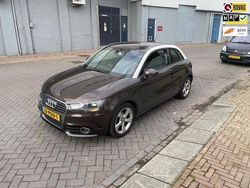 Bruin Gebruikt 2011 Audi A1 Ambition Hatchback | € 5.950 (Iets duurder)
