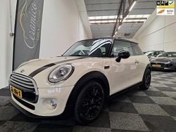 Wit Gebruikt 2015 Mini Cooper Chili Hatchback | € 12.950 (Eerlijke prijs)