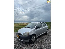 Grijs Gebruikt 2001 Toyota Yaris Terra Hatchback | € 2.000 (Eerlijke prijs)