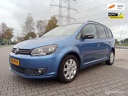 Blauw Gebruikt 2013 VW Touran Highline MPV | € 9.999 (Eerlijke prijs)