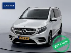 Zilver Gebruikt 2023 Mercedes V250 AMG MPV | € 66.945 (Eerlijke prijs)