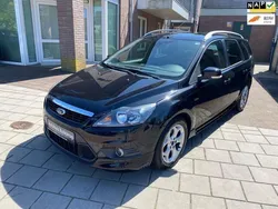 Zwart, metallic lak Gebruikt 2010 Ford Focus ST-Line Stationwagen | € 6.745 (Eerlijke prijs)
