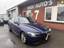 Blauw Gebruikt 2017 Alfa Romeo Giulia Sedan | € 10.450 (Duur)
