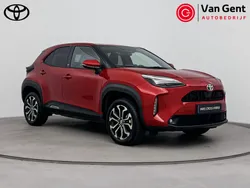 Rood Gebruikt 2023 Toyota Yaris Cross Edition SUV | € 30.499 (Eerlijke prijs)