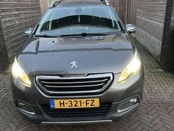 Grijs Gebruikt 2015 Peugeot 2008 Allure SUV | € 6.500 (Super prijs)