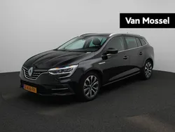 Zwart Gebruikt 2024 Renault Mégane GrandTour Techno Stationwagen | € 27.435 (Eerlijke prijs)