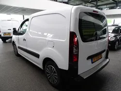 Wit Gebruikt 2019 Peugeot Partner Premium MPV | € 6.950 (Super prijs)