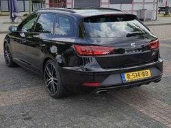 Zwart Gebruikt 2018 Cupra Leon Stationwagen | € 22.500 (Super prijs)