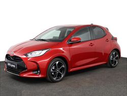 Rood Gebruikt 2025 Toyota Yaris Hybrid Executive Hatchback | € 35.450 (Duur)