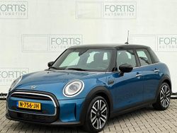 Blauw Gebruikt 2021 Mini Cooper Business Hatchback | € 23.900 (Duur)