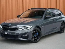 Grijs Gebruikt 2022 BMW 330e M Sport Stationwagen | € 41.950 (Iets duurder)