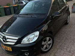 Zwart Gebruikt 2009 Mercedes B170 MPV | € 3.450 (Goede deal)