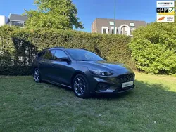 Grijs Gebruikt 2020 Ford Focus Business Edition Stationwagen | € 11.999 (Eerlijke prijs)