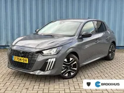 Grijs, metallic lak Gebruikt 2024 Peugeot 208 Allure Hatchback | € 19.900 (Eerlijke prijs)