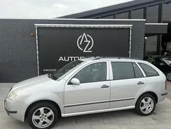 Grijs Gebruikt 2004 Skoda Fabia Stationwagen | € 1.250 (Eerlijke prijs)
