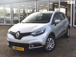 Grijs Gebruikt 2014 Renault Captur Dynamique SUV | € 10.895 (Goede deal)