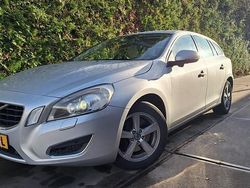 Grijs Gebruikt 2011 Volvo V60 Summum Stationwagen | € 3.750 (Iets duurder)