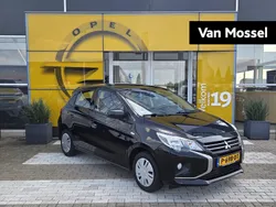 Zwart Gebruikt 2022 Mitsubishi Space Star Hatchback | € 12.940 (Iets duurder)