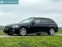 Zwart Gebruikt 2016 BMW 520 M Sport Stationwagen | € 20.950 (Eerlijke prijs)