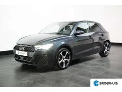 Grijs Gebruikt 2023 Audi A1 Sportback Advanced Hatchback | € 29.900 (Iets duurder)