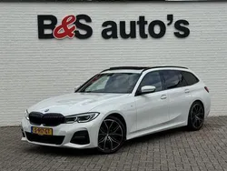 Wit Gebruikt 2022 BMW 320 M Sport Stationwagen | € 36.700 (Eerlijke prijs)