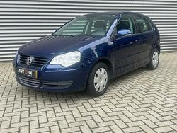 Blauw Gebruikt 2007 VW Polo Hatchback | € 3.850 (Eerlijke prijs)